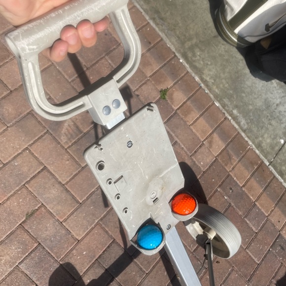 Golf Bag Cart Push And Pull 
2 wheeler - Picture 9 of 10